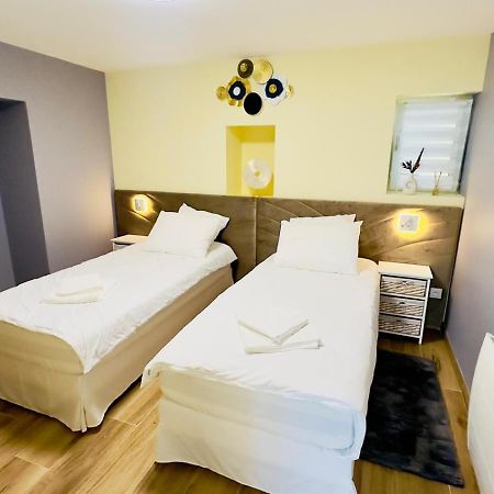 Appartement Cosy A Reminiac Luaran gambar