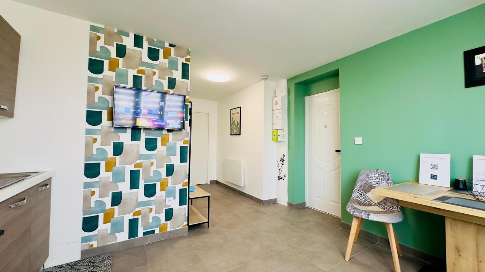 Appartement Cosy A Reminiac Luaran gambar